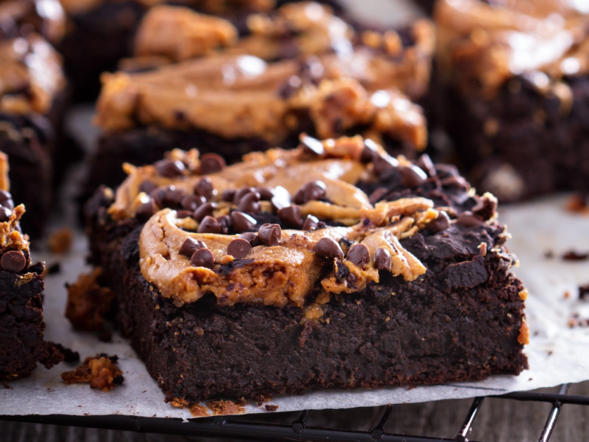 Baked Oats with Peanut Butter and Brownie