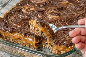 Caramel Pretzel Bars