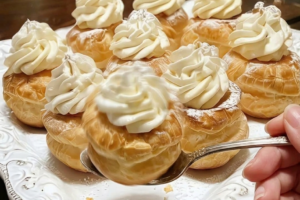 Mom’s Famous Cream Puffs