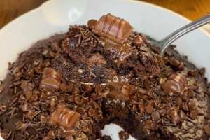 Skillet Banana Chocolate Cake