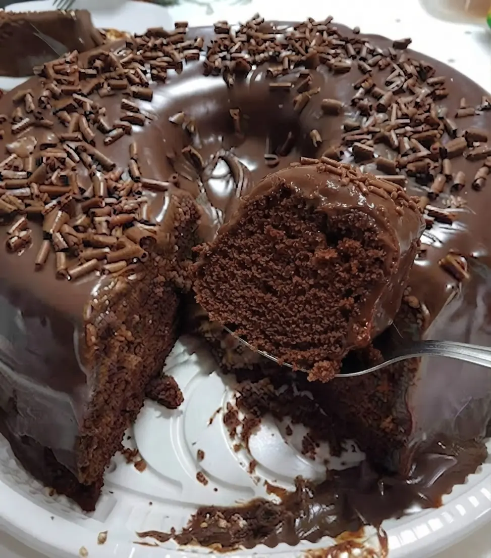 Easy Homemade Chocolate Brigadeiro Cake